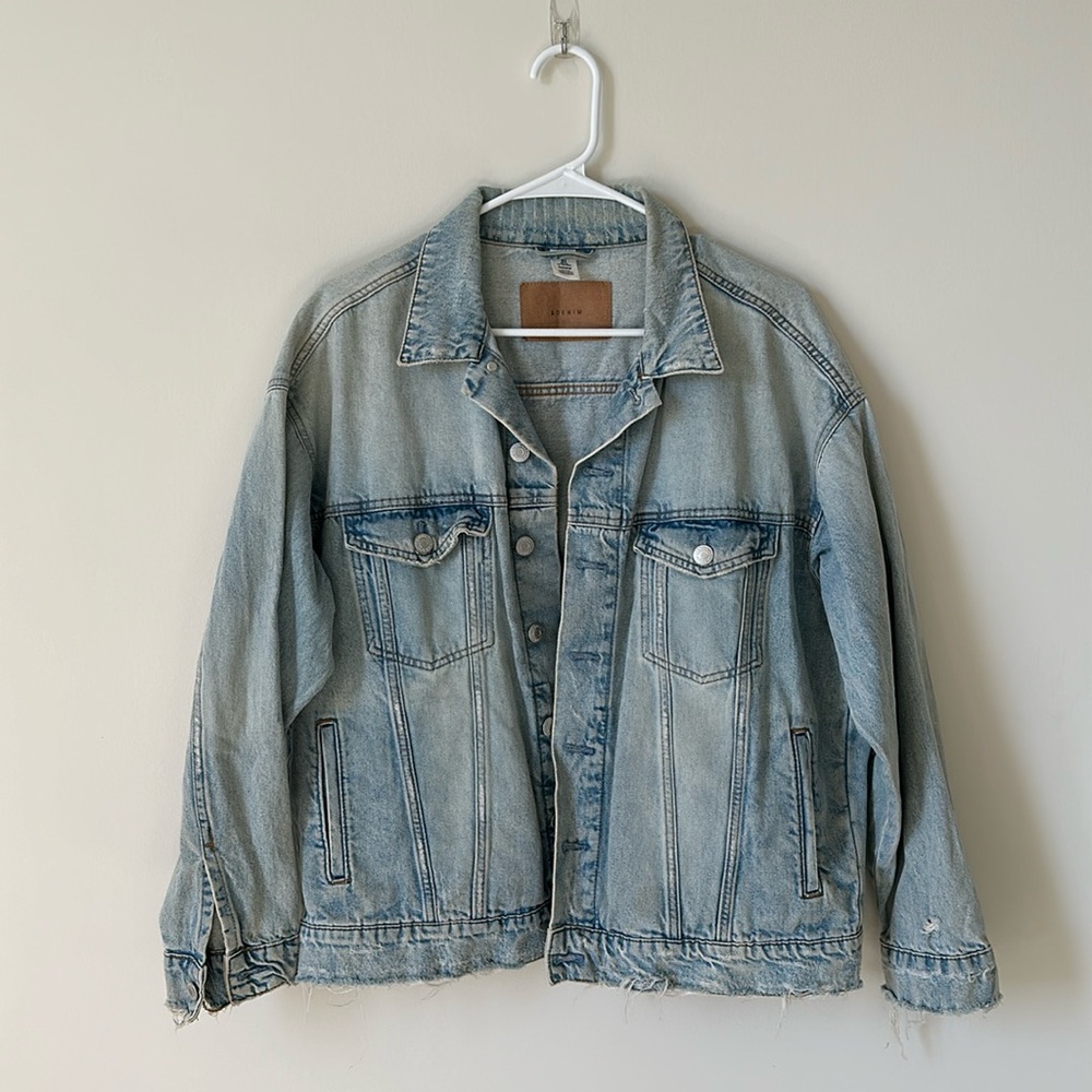Oversized denim jacket